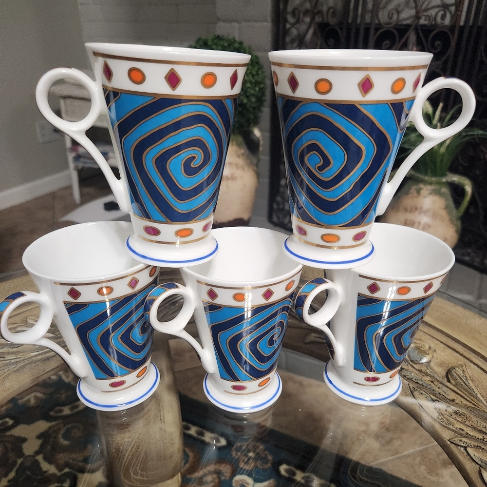 WREN GIFTWARE ABSTRACT DESIGN MUG CUP FINE BONE CHINA MADE IN ENGLAND.